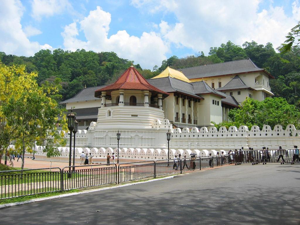 Mount River View Kandy Exteriör bild